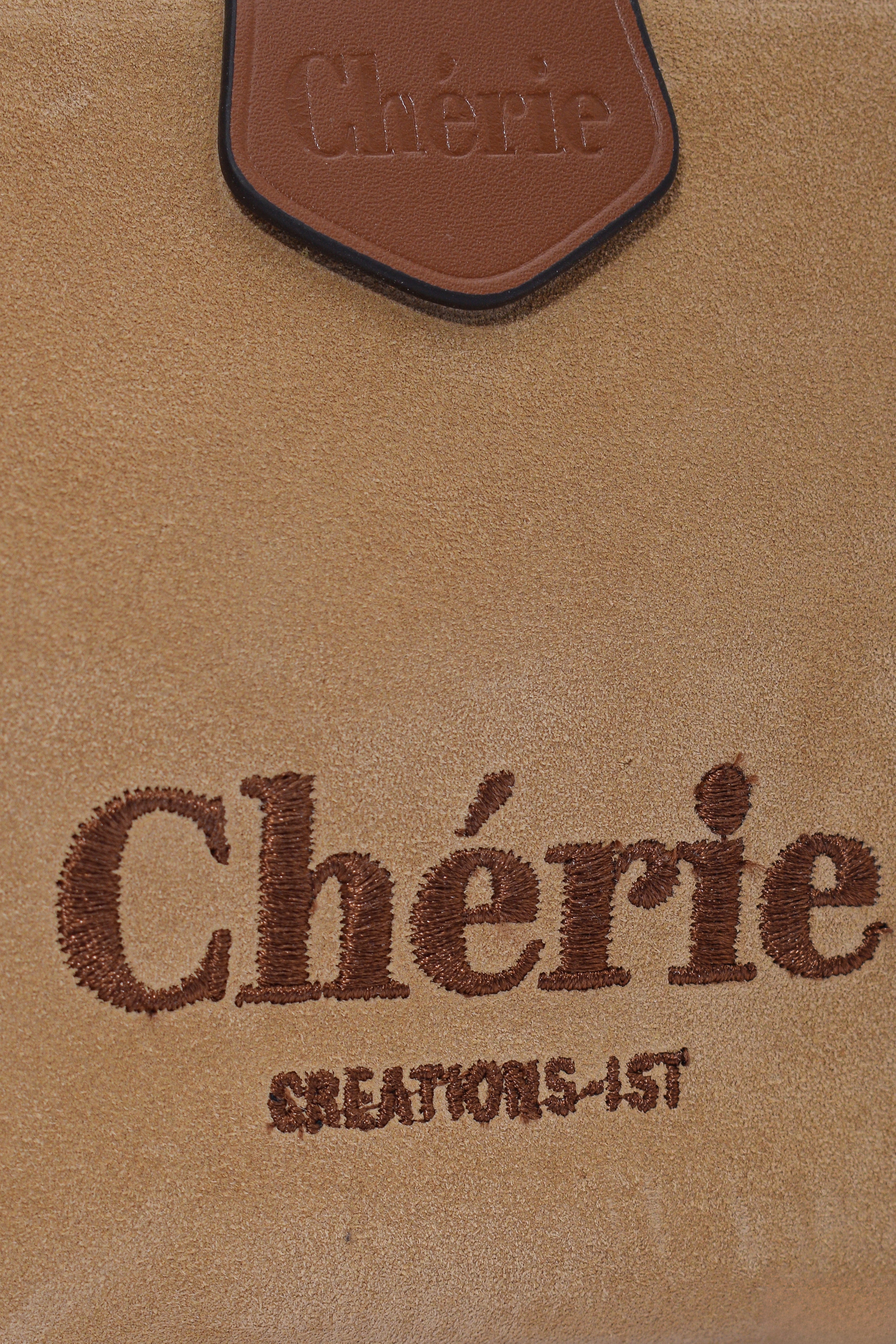 Lovita suede biscuit