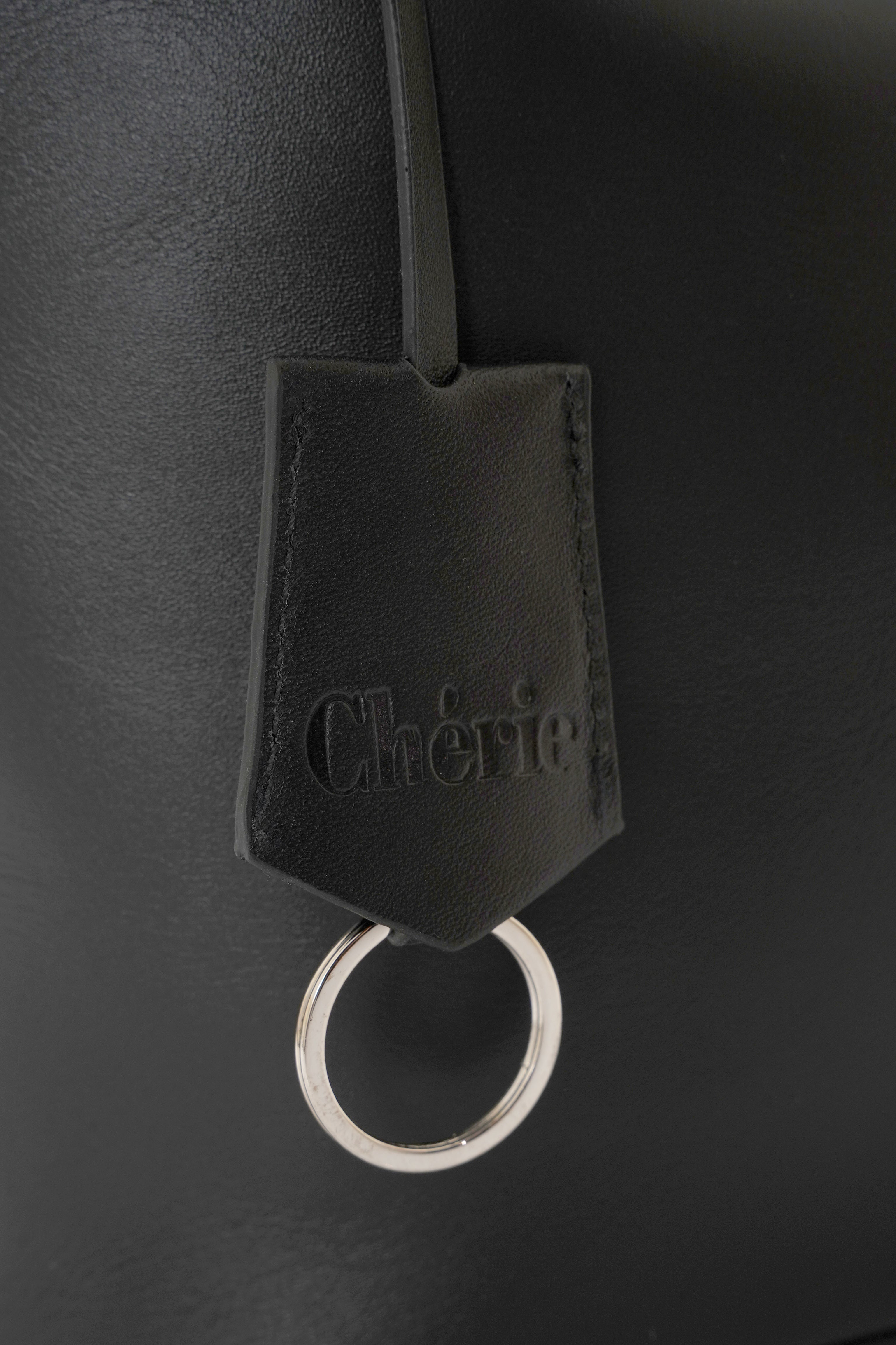 Cosmo Leather Black
