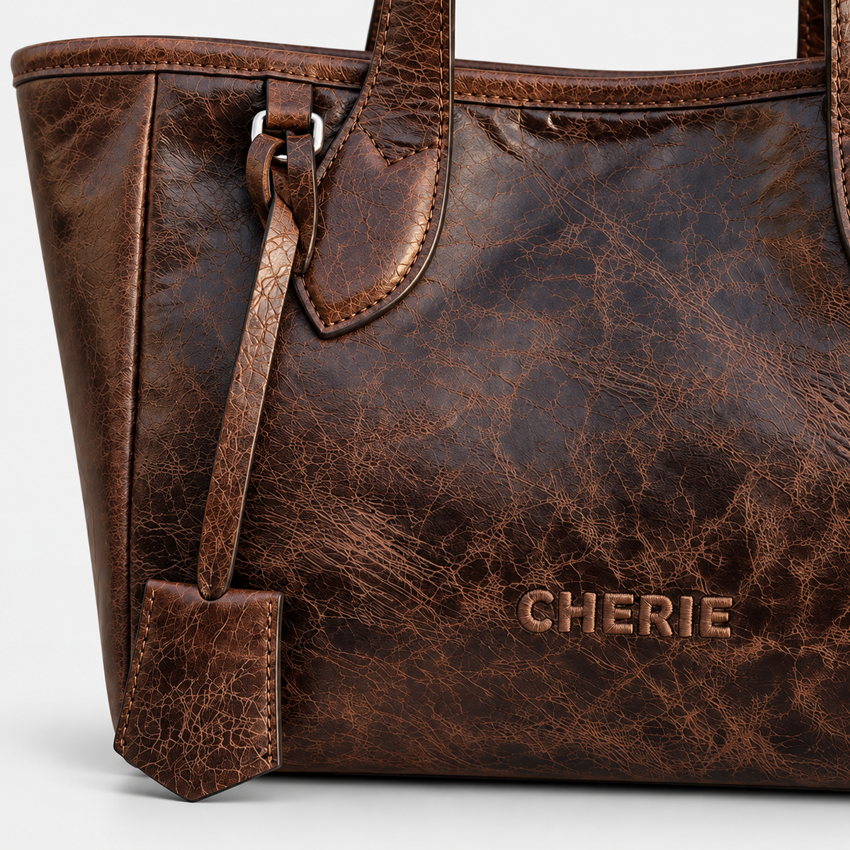 Rachel Medium Crazy Leather Brown — Crazy Leather deri ve nakış detayı